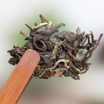 云南临沧茶叶冰岛甜普洱茶生茶蜜香大树茶100克饼茶图2