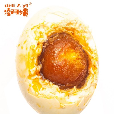 凌阿姨广西北部湾特产烤海鸭蛋流油咸鸭蛋厂家批发10枚装 2盒起批图2