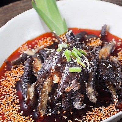 长明麻辣黑鸡爪自贡香辣去骨土鸡脚零食批发无骨凤爪开袋即食250g图4