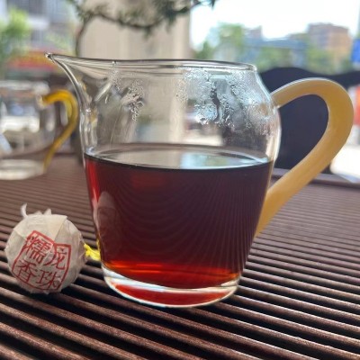 云南普洱熟茶精品宫廷级 糯香龙珠厂家批发图2