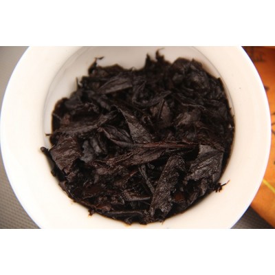 批发 2009年云南普洱茶熟茶饼茶 八年陈韵 357g 云南七子饼普洱茶图5