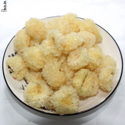 椴木小银耳原产地椴木银耳雪耳糯耳小朵菇农山泉水灌溉自产自销图4