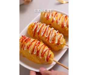香酥美味芝士烤肠棒千万别划走耐心看完再走 #美食 #烤肠棒 #芝士烤肠棒