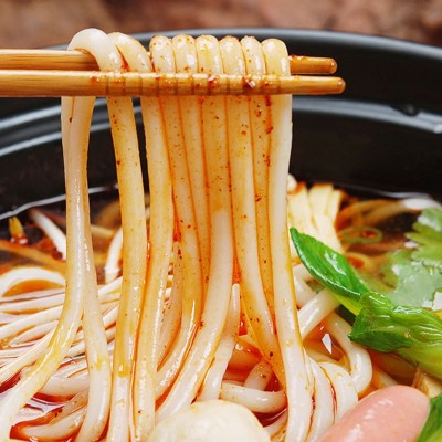 【刘二吖】活动专享过桥米线300g三包料方便速食砂锅米线图3
