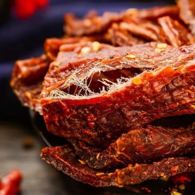厂家直供 风干猪肉干 手撕风干肉 展会景点 麻辣休闲零食风干猪肉图5