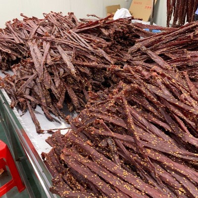 厂家直供 手撕风干猪肉干麻辣五香味 景区特产散装批发图2