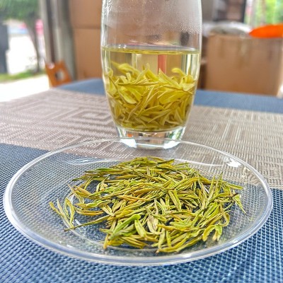 广西三江明前高山绿茶黄金芽散装 2023新茶三江茶叶图3