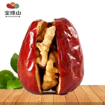 宝珠山 红枣夹四片核桃仁500g 新疆大枣过年礼品厂家直销一件代发图4