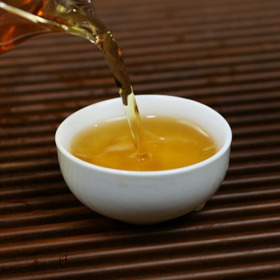 批发功夫红茶蜜香滇红毛峰原产地红茶散装一芽一叶金芽金 丝滇红茶图3