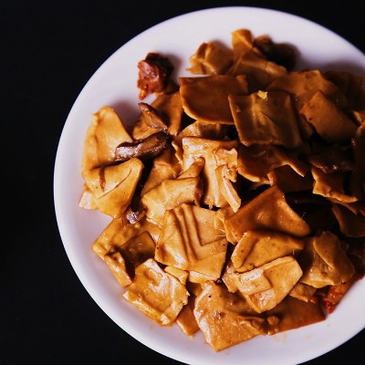 来一嘴重庆特产香菇豆干休闲零食网红零食散装独立包装批发零食图4