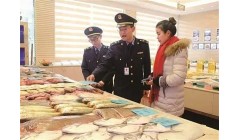 五华区市场监管局：加强市场监管 守护“年夜饭”食品安全