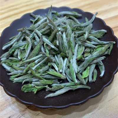 白毫银针 福鼎老白茶 明前头采荒野高山米芽新春茶叶送礼品盒散装