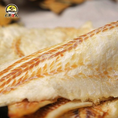 青岛碳烤香辣味鳕鱼片原味深海烤鱼干即食鳕鱼片散装代理批发10斤图2