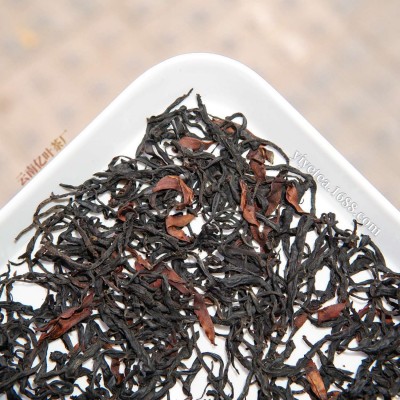 云南古树野生红茶散装批发花果蜜香凤庆野生古树晒红茶叶市 场直销图3