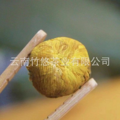 云南凤庆滇红茶菊花茶绣球龙珠茶蜜香金芽金丝皇菊手工茶现货批发图4