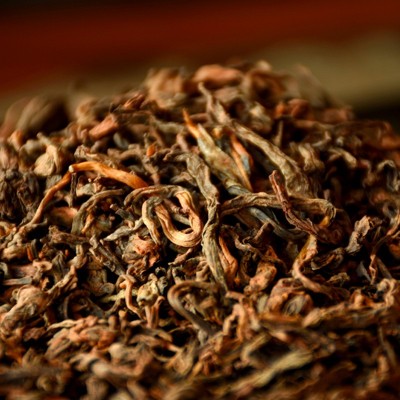 厂家批发普洱茶熟茶布朗山古韵茶香金芽8年老料熟茶散茶 1斤散装图3