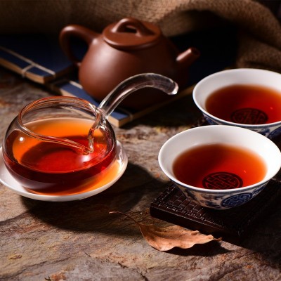 云南普洱茶批发散装 宫廷普洱 陈年老熟茶 七子茶饼散装包邮图3