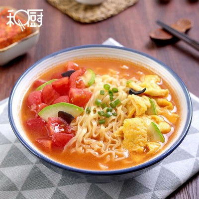 和厨方便面6杯整箱非油炸番茄鸡蛋面杯装冻干速食面营养泡面图3