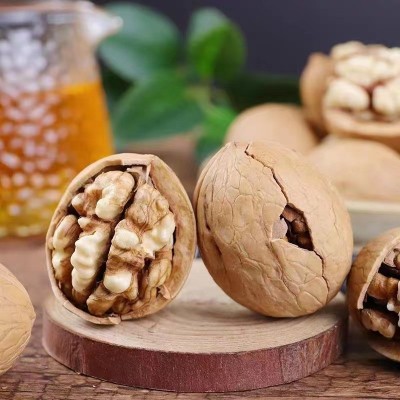 草本味185熟核桃批发代发500g 开口烤新疆核桃零食年货奶香熟核桃图4